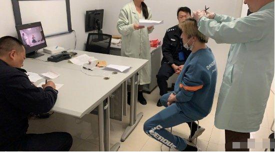 吸毒患者吃瓜视频真实,揭秘真实生活背后的心酸与挣扎