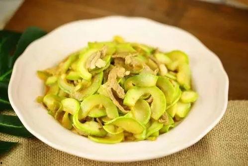 茭瓜丝炒肉蔻可以吃吗视频,茭瓜丝炒肉蔻烹饪教程