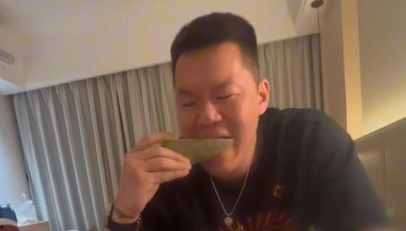 吃瓜里的日常视频,揭秘网红美食背后的故事